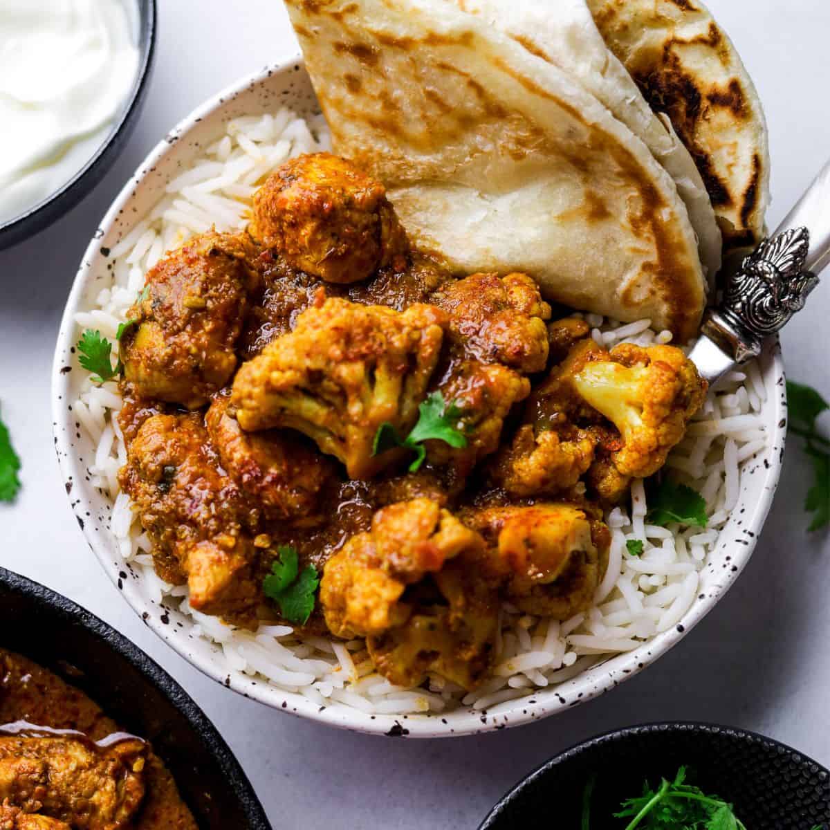 Cauliflower Rice And Chicken Curry