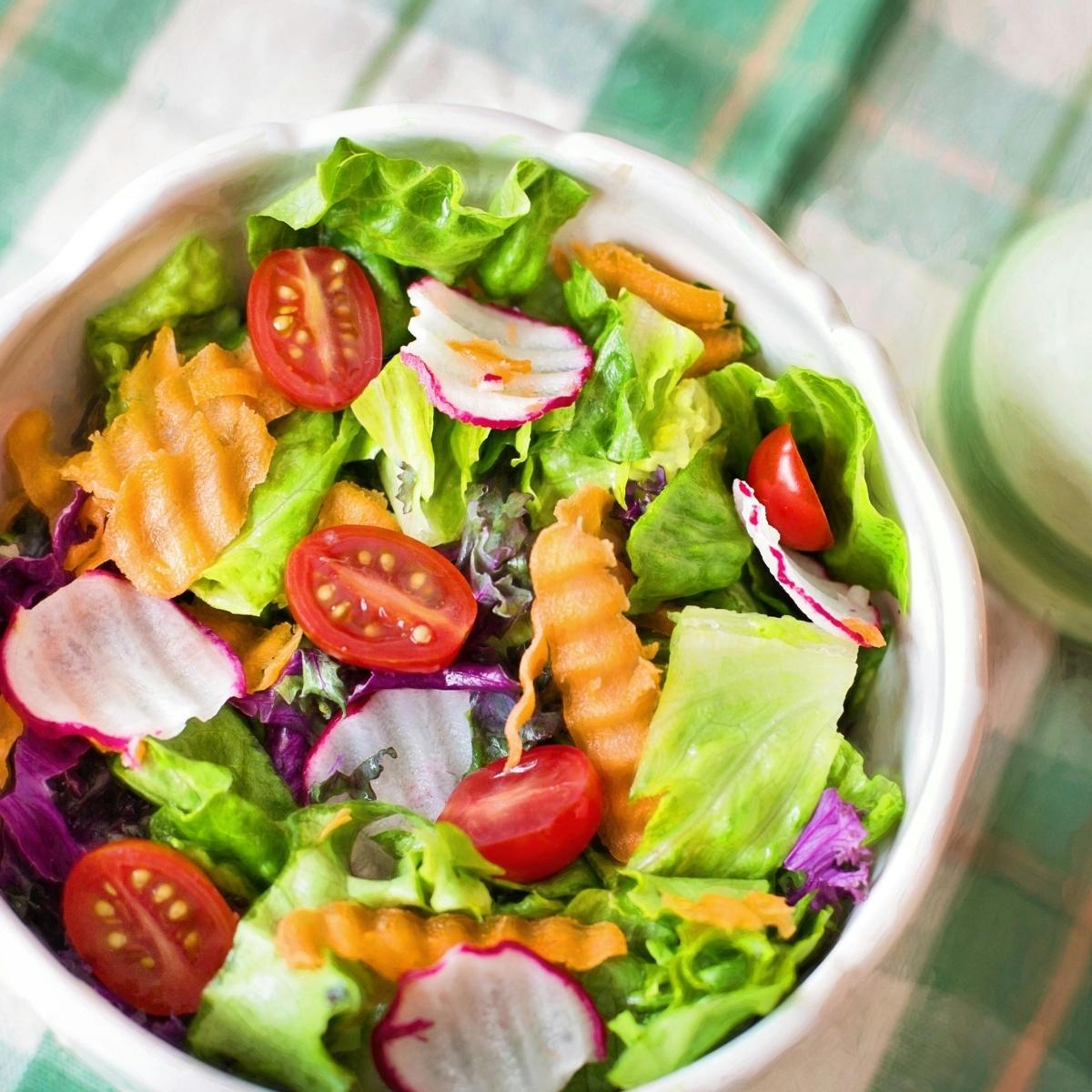 Astonishingly Simple Lettuce Salad