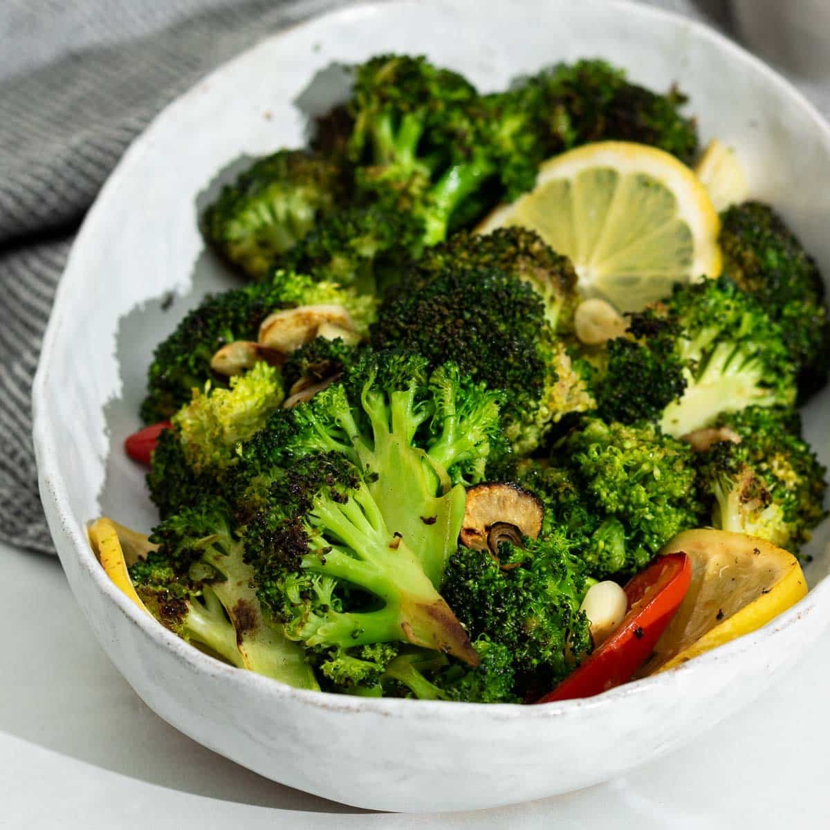 Creative Lemon And Broccoli Dish