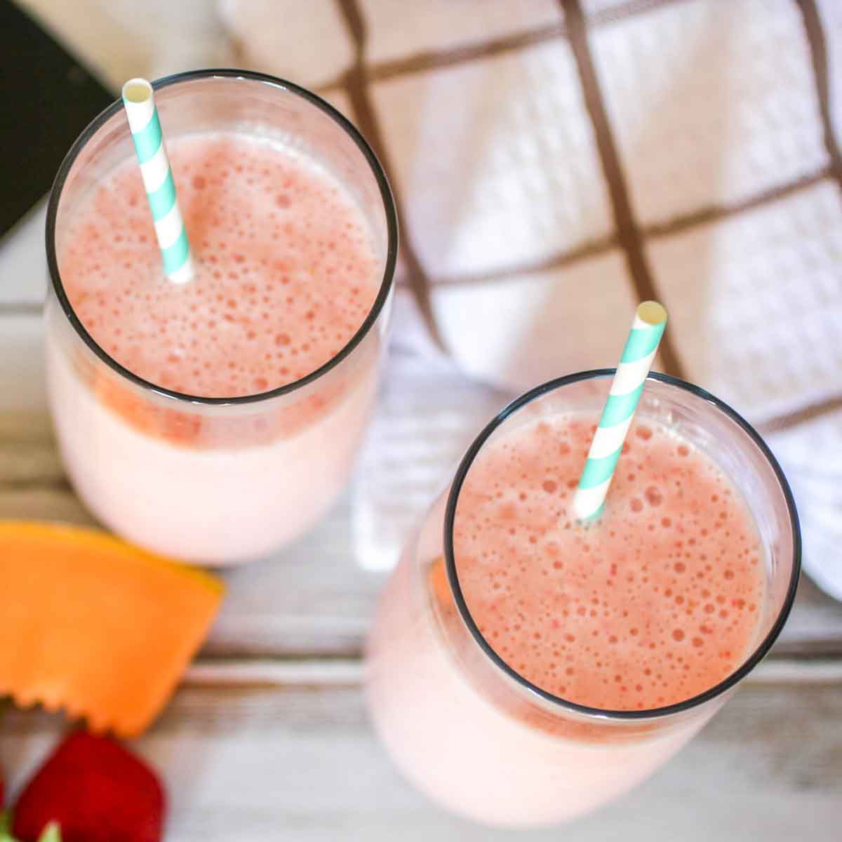 Cantaloupe Lettuce Smoothie